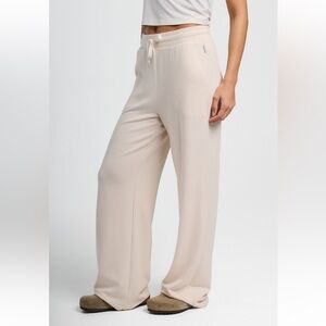 Freefly- Lightweight Fleece Wide Leg Pants in Stone Bamboo Fiber Stretch Size M